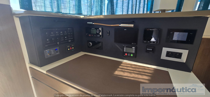 Catamarán Bali 4.2 seminuevo Junio 2023 Imagen del barco Catamarán Bali 4.2 seminuevo Junio 2023