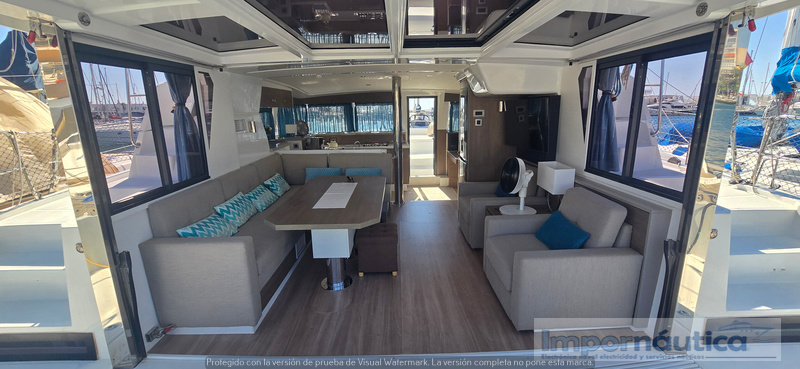 Catamarán Bali 4.2 seminuevo Junio 2023 Imagen del barco Catamarán Bali 4.2 seminuevo Junio 2023